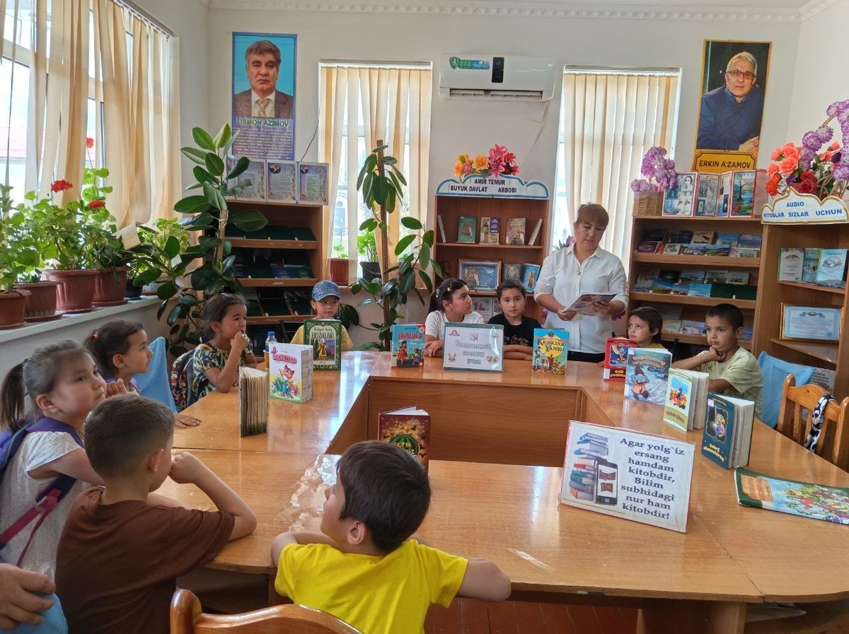 TumanAkm's tweet photo. Boysun tuman Axborot-kutubxona markazida "Kelajak markazi" oquvchilari bilan birgalikda  “Yangi adabiyotlar kitobxonlarni chorlaydi” mavzusida davra suhbati otkazildi. https://t.co/KKOXPGoml0