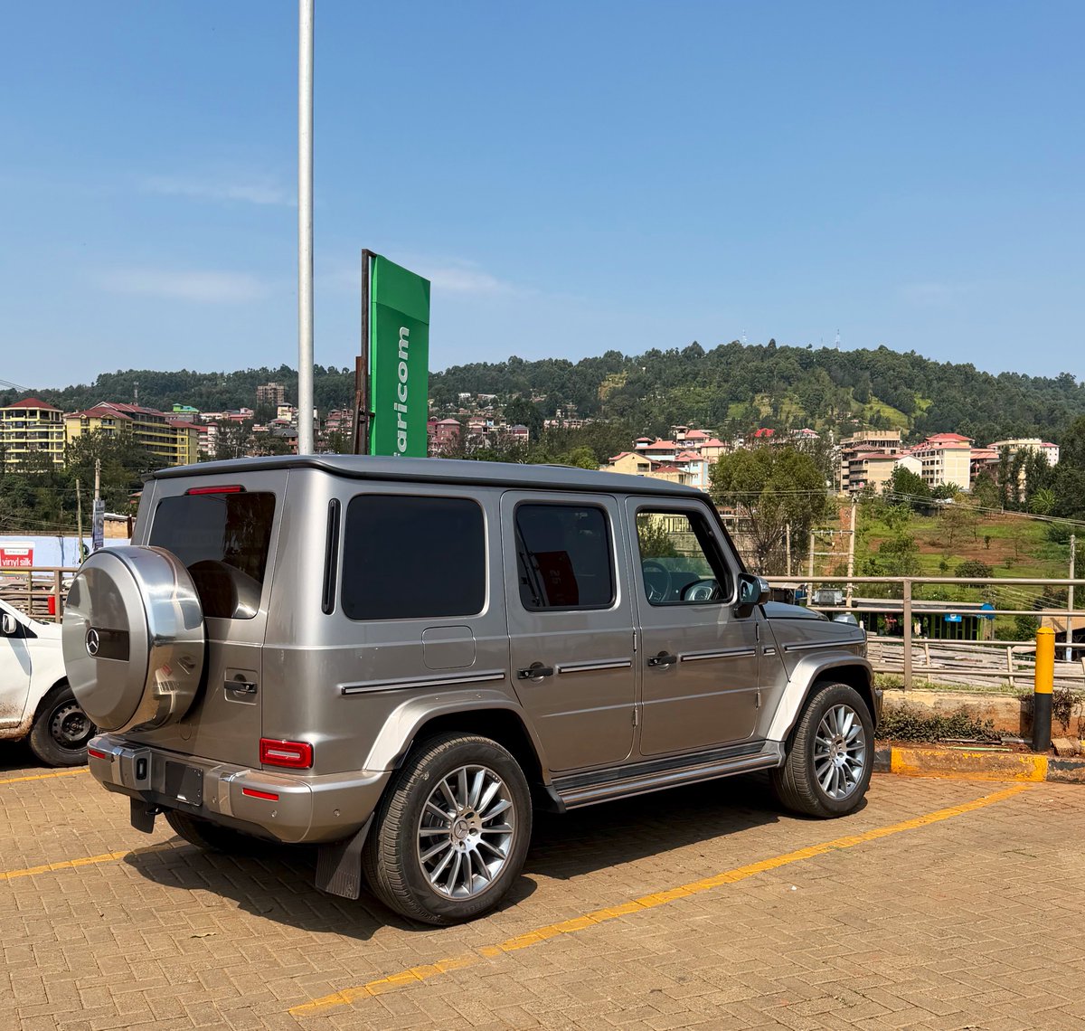 dklaston's tweet photo. The thread you have been waiting for 🔥🔥🔥

Last weekend I put my new G350d for a a proper Kenyan road trip.
📍Nairobi → Kitale → Kisumu → Kisii → Nairobi (1,053 km). 
Here are my honest thoughts after spending hours behind the wheel. 🧵👇

1/ First things first.
The G-Class is an event.Every fuel station, every town, every parking lot... people were pulling out their phones to take photos and videos. It wasn't just another SUV. It was the talk of every stop. Show stopper indeed. Got the police saluting 🫡 at every road block. It go so much attention that we actually started getting worried with madam… did we make the wrong move ? That was her question 😅
It was very intimidating to the general public 😅. 
It’s impossible to go unnoticed 😎.  Whether you want attention or not.