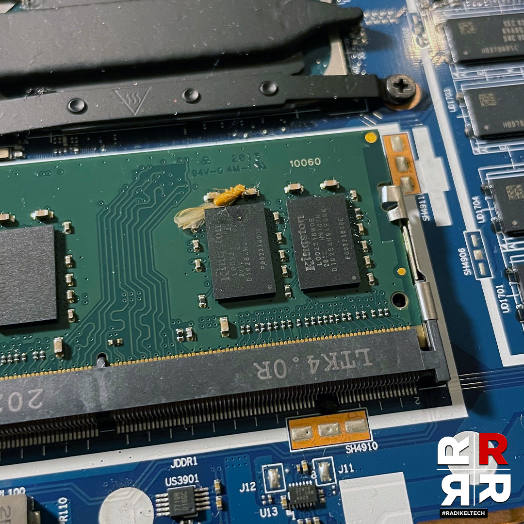 RadikelTech's tweet photo. Lenovo IdeaPad 3 15IILxx
-Keyboard repair
-Dust cleaning services and thermal paste replacement

We provide computer and laptop services, including repairs and upgrades, in Ipoh.

For a quick response, reach out to us via WhatsApp at
https://t.co/P5o3Gz3KMv https://t.co/AdOUQ9VMHS