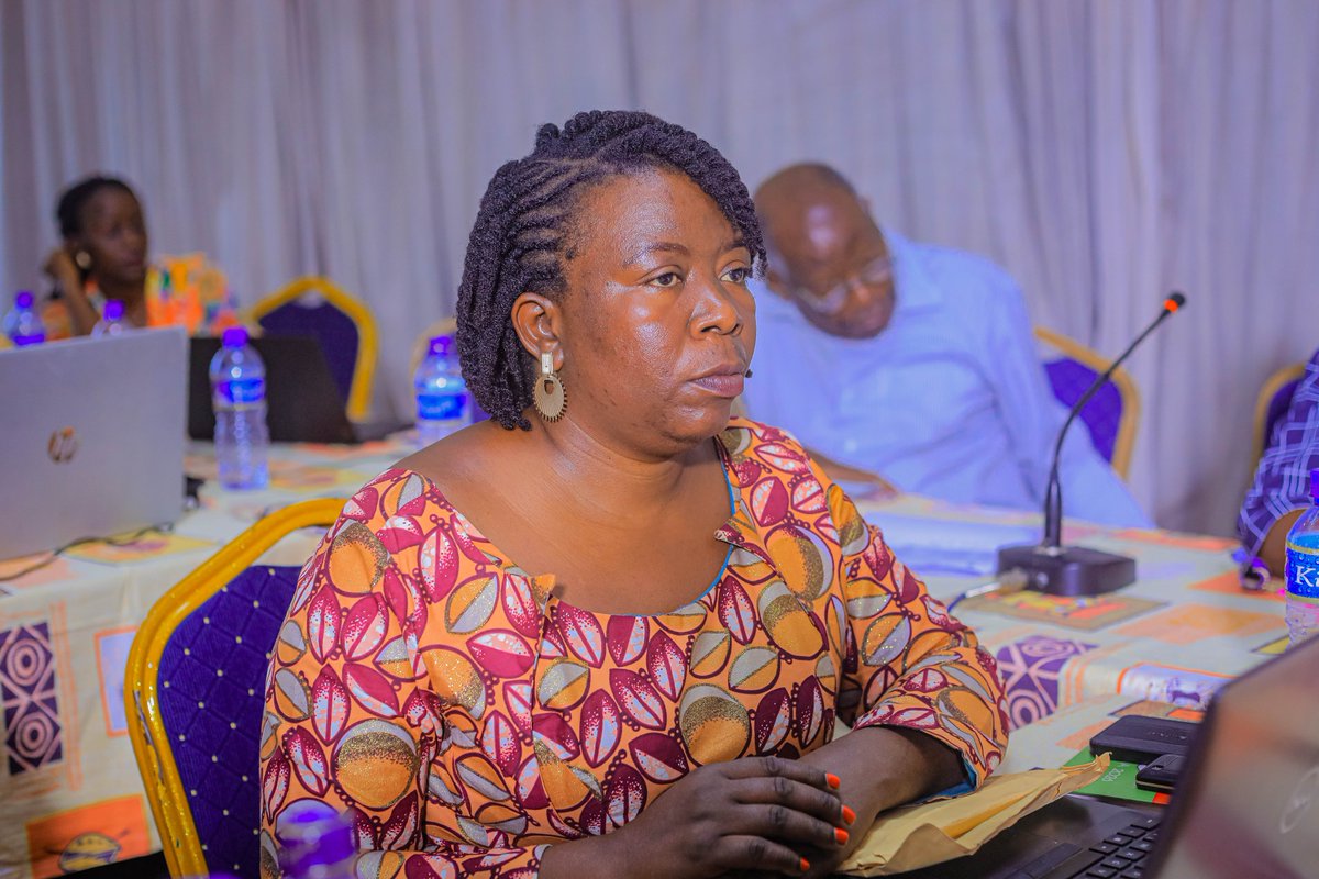 BMineagrie's tweet photo. Vous saurez qu'avec l’appui du Programme des Nations Unies pour l’Environnement, le Burundi bénéficie du projet « Soutien aux actions anticipées du Cadre Mondial Biodiversité de Kunming-Montréal post-2020 ». L’objectif est d’accélérer la mise en œuvre des engagements pris. https://t.co/VxwoP1xtYT
