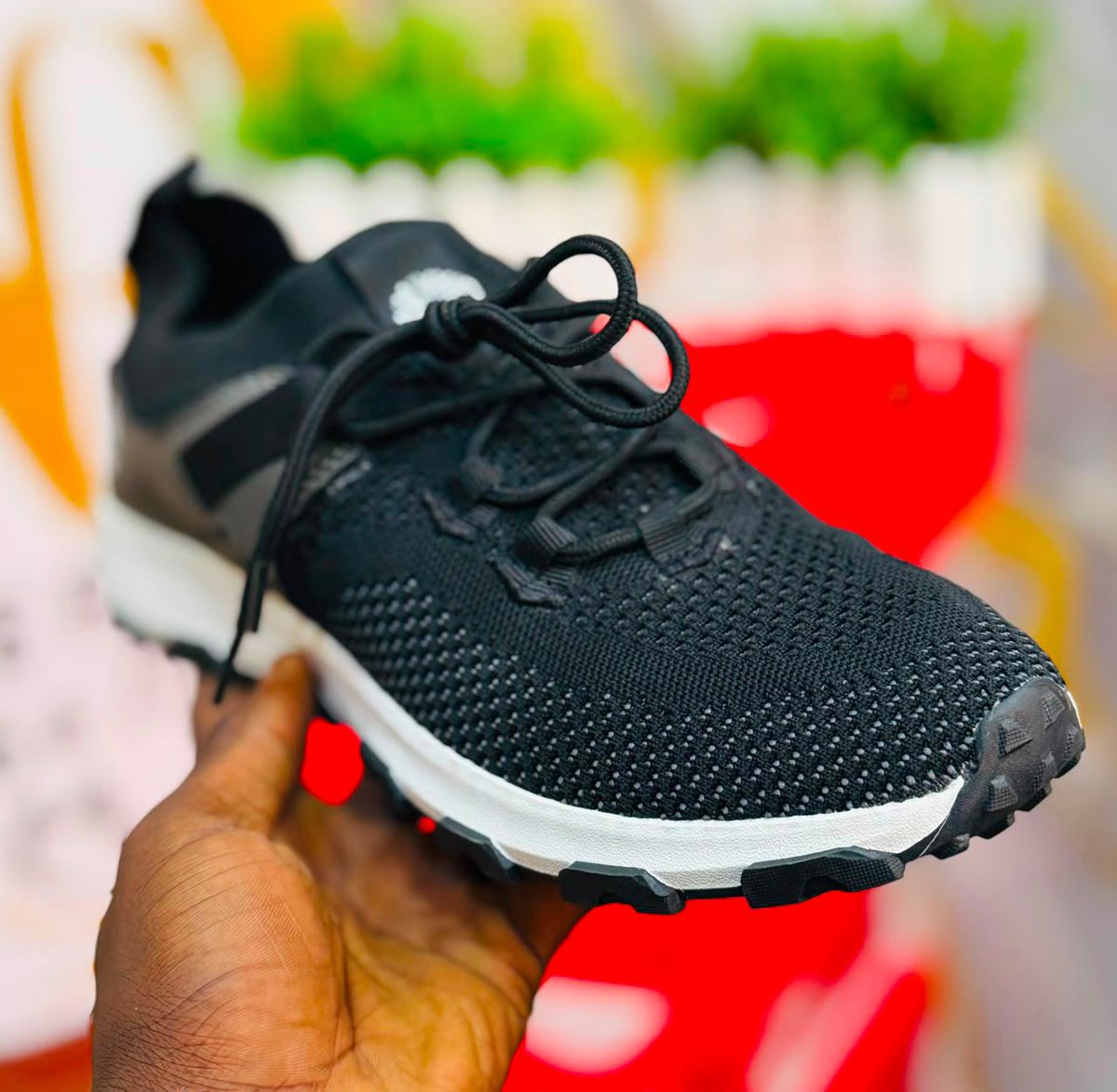 Xeuch262's tweet photo. 👞 Chaussures de ville disponibles ! 👞

Offrez-vous l’élégance et le confort avec nos magnifiques chaussures de ville.

✅ Pointures disponibles : 40 à 46
💰 Prix : 20 000 F CFA

📞 Commandes et renseignements :
772 725 578 / 707 430 243

📦 Dépêchez-vous, stock limité ! https://t.co/9RKjbxa9S4