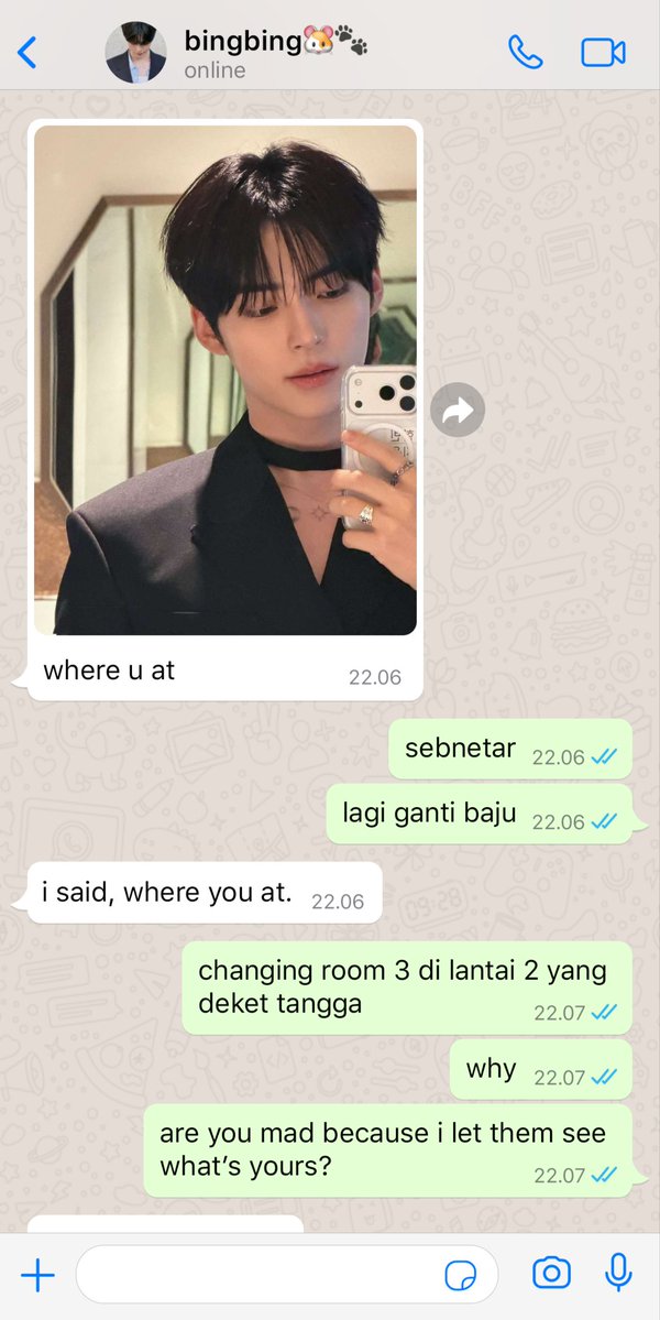 puthreeva's tweet photo. binhao binneul one tweet au

reaksi pacarnya yang posesif itu. https://t.co/s7LSb3yEKR
