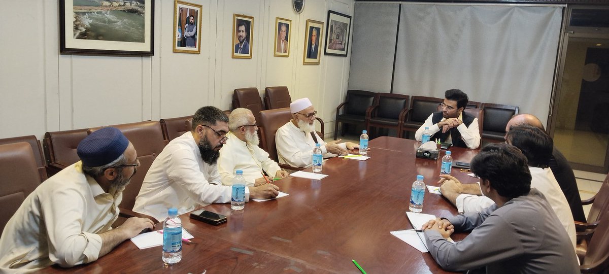 InvestinKP's tweet photo. The meeting focused on promoting Pakistan's gemstone and mineral sector, strengthening collaboration among stakeholders, and ensuring the successful organization of the exhibition. 2/3 https://t.co/TeGuHkEpor