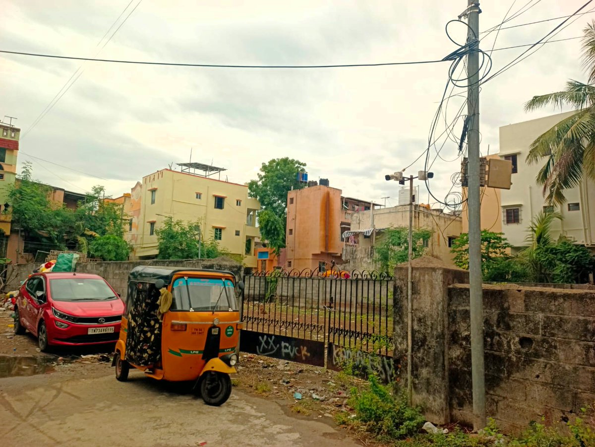 SelvamEnterpri2's tweet photo. Vacant Land For Sale in Koyambedu Nerkundram Seemathamman Nagar Chennai https://t.co/Ot9ZhrXOWO
+91 94440 08212, +91 98844 87093 #PropertyInvestment #realestateagent #koyambedu #Chennai #selvamrealestate #landsale #saleland #land #property #residential #properties #Plot #resale https://t.co/ypTkgG64ZR