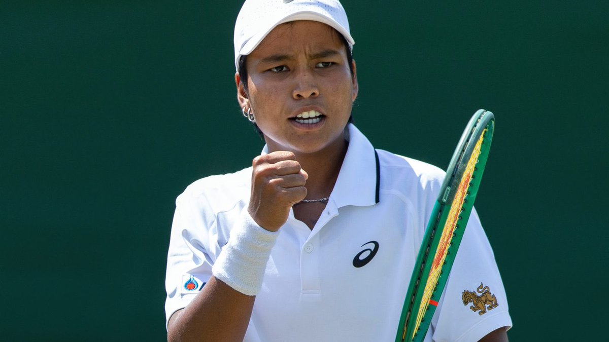 DieunipherDS's tweet photo. QUEL PARCOURS POUR SAWANGKAEW ! 🇹🇭🔥

La qualifiée Mananchaya Sawangkaew s'impose face à Alycia Parks (7-5, 6-0) et continue de créer la sensation à #Wimbledon.

✅ Première Thaïlandaise au troisième tour d'un Grand Chelem depuis 2018. https://t.co/snUSF5vsik