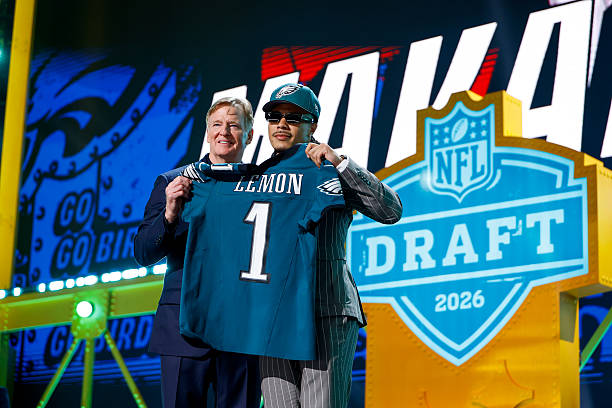 EthanKreagerFF's tweet photo. Last year few expected Harold Fannin to emerge as an elite TE option.

5 Bold Predictions for Fantasy Football in 2026:

1. Makai Lemon outscores Jordyn Tyson...👇 https://t.co/Xl35P7AwuP