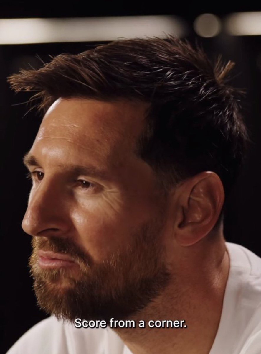 fcbfn_live's tweet photo. 🎙️ "You've scored so many goals in your career. What goal do you still wish to score?"

🚨🗣️ Leo Messi:

"To score directly from a corner kick." 🐐🎯 https://t.co/nDzXxAU9QH