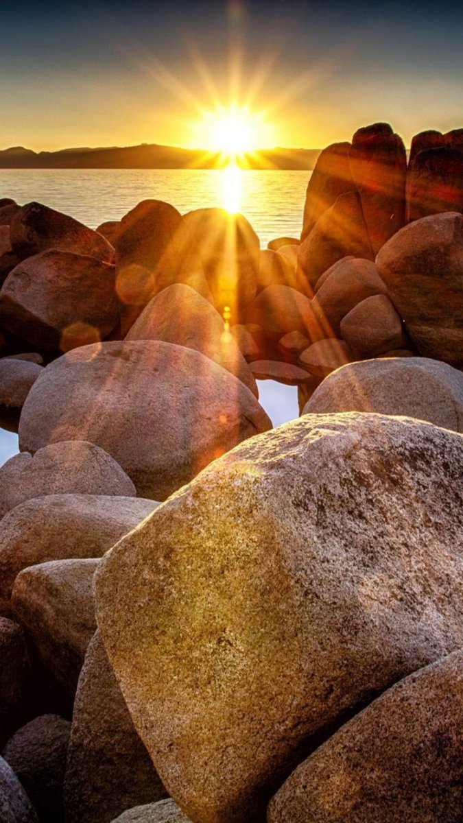 oluwason285's tweet photo. You will shine throughout the month of JULY and the rest of the year. 

What eyes have not seen, nor ears heard, neither has it entered in the heart of men is what you will see experience.

Mark it the giant in you comes alive this month in Jesus mighty name, Amen. 

Welcome to the month of JULY.