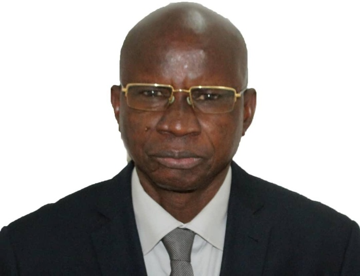 HCasamance's tweet photo. 🇸🇳 Alexandre Ngom appelle au calme et au respect des institutions dans le débat sur la révision constitutionnelle. Il exhorte les acteurs politiques à privilégier les priorités des Sénégalais : coût de la vie, emploi et économie.

#Sénégal #Politique #Constitution https://t.co/Zb5qJeKPHr