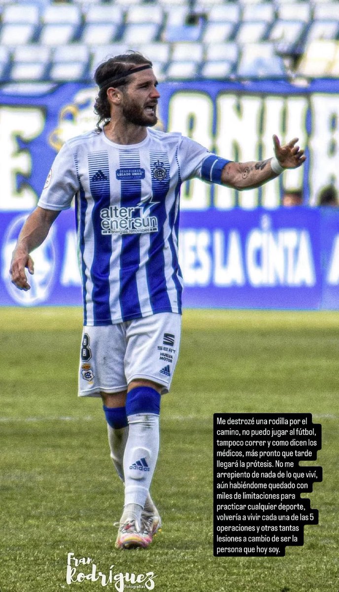 gonzalomrqz_'s tweet photo. Siempre les tendré un cariño especial a los jugadores de la temporada de Tercera RFEF por razones como esta.

Siento que para ellos no solo fue el mayor honor de su carrera (como dicen la mayoría que vienen), sino que lucharon y demostraron que era así.

Grande @alexxmoreno8! https://t.co/gzjMqM24xW