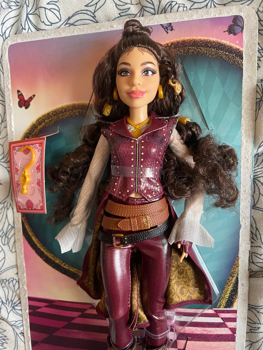 aryelynetwork's tweet photo. grabbing a bunch of hazel pics for anyone interested - will review as I go along! https://t.co/m3evV1vPBg