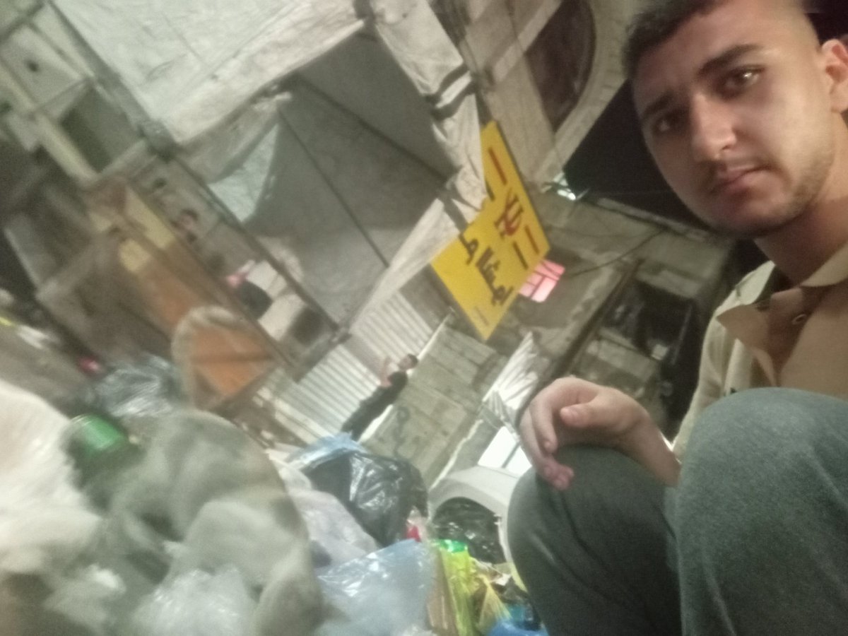 AhmedAr73914712's tweet photo. Hello everyone watching, how are you all? I hope you're all doing well. I'm Ahmed from Gaza. I'm begging you to donate to help me, my family, and the stray cats in Gaza. 🐾🍉 I beg you, please help me. You are my only hope. 
🍉🍉🐾🐾🙏🙏😭😭
https://t.co/ndiBbOvBwB https://t.co/I2bikufw5T