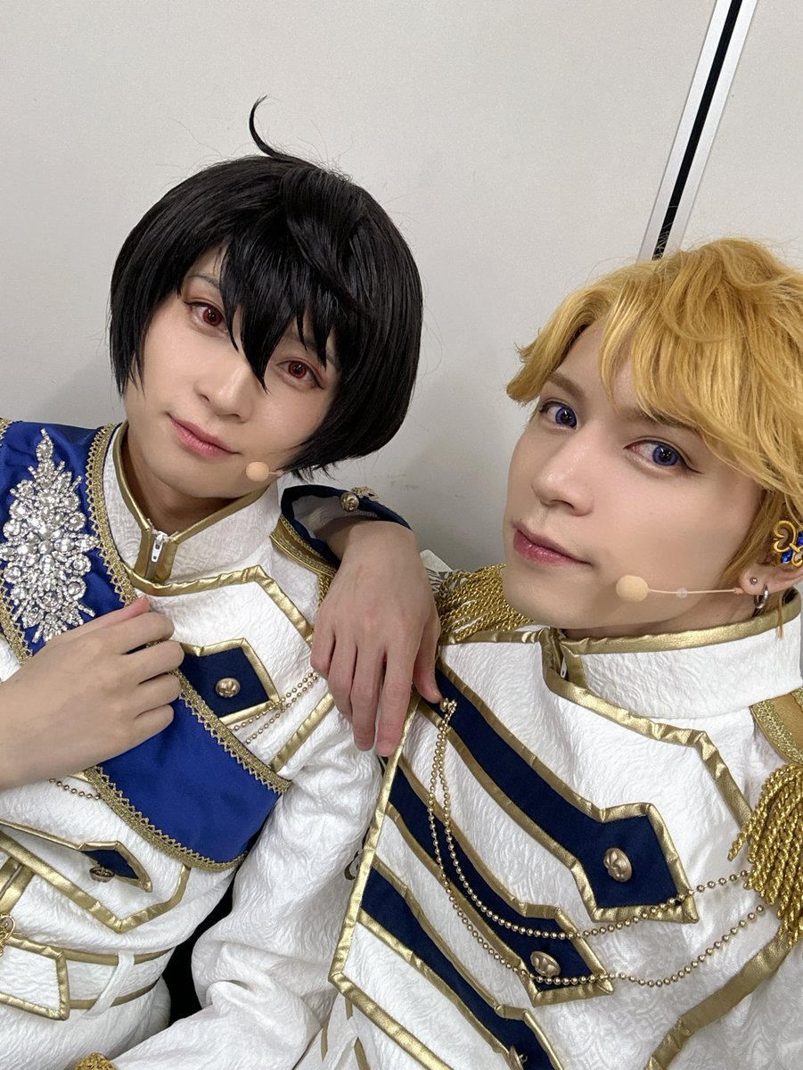 Ryo_Kitamu's tweet photo. #あんステ
５日目終了。
ご観劇、誠にありがとうございました！

今日で東京は折り返し！
みんなの笑顔に本当に元気貰ってます。
まだまだ走るぞ。

今日は凛月ちゃんと〜♪ https://t.co/gI0kVL5YiO