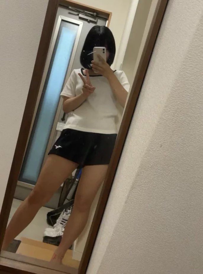 zuke9m's tweet photo. 部活終わりの汗だくナオにー送りつけていい人いますか？
いいねとフォローからDMいきます笑
#裏垢女子 https://t.co/4P5hm8DPq9