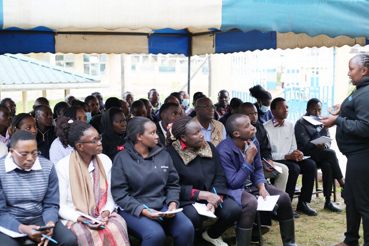 mikerugoya's tweet photo. Financial management is something that everyone needs. The @Ollin_Sacco team did not leave those of us in the medical sector behind.
The CME was a very informative and engaging session.
#maryimmaculatekerugoyahospital #FinancialExcellence https://t.co/SY6xhXiYbt
