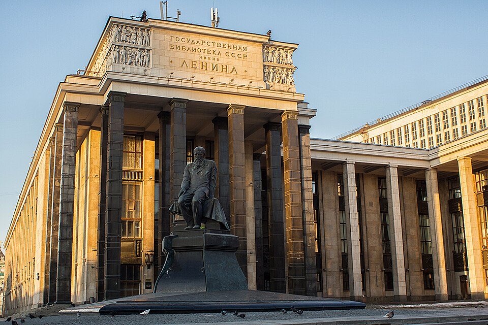 RusEmbIndia's tweet photo. 📆 #OTD on July 1, 1862, the Russian State Library (formerly the Lenin State Library of the #USSR) was opened in #Moscow.

👉 https://t.co/bInsN8y9YX

#Russia
#Culture https://t.co/hitXqOzkW6