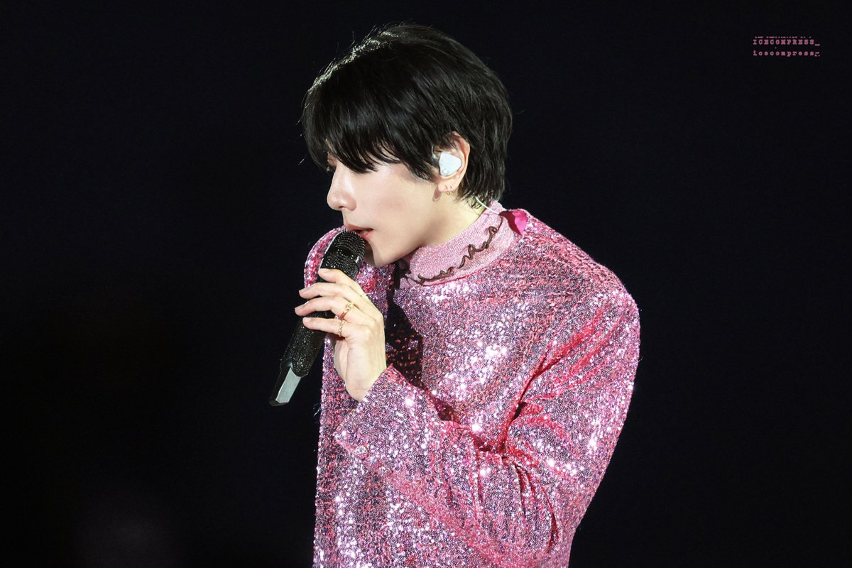 icecompress_'s tweet photo. 260405 PARK HYO SHIN A&amp;E CONCERT

🌸
 #박효신 #parkhyoshin https://t.co/BJndaAFP0c