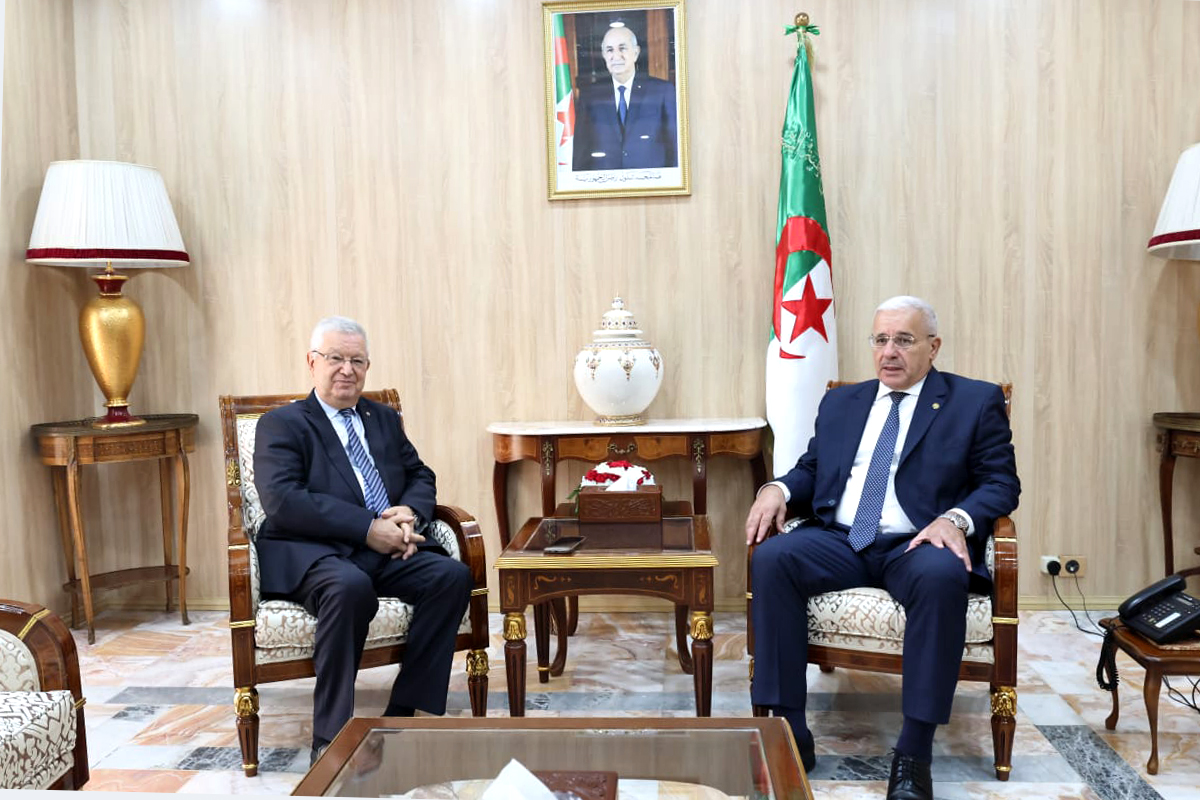 SenatDz's tweet photo. رئيس مجلس الأمة، السيد @azouznasri2025  يؤدي زيارة مجاملة إلى رئيس المجلس الشعبي الوطني، السيد @boughali_brahim 
التفاصيل: https://t.co/PYcy23pR5r https://t.co/NWeWJmx6Dz