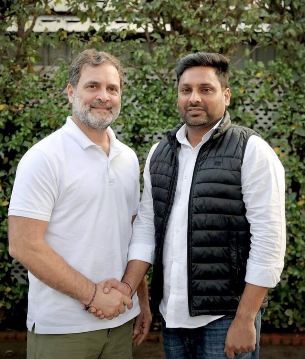 UmeshMeenaRu's tweet photo. हरियाणा NSUI के प्रदेश अध्यक्ष भाई अविनाश यादव जी को जन्मदिन की हार्दिक बधाई एवं शुभकामनाएँ।

ईश्वर से प्रार्थना है कि आपको उत्तम स्वास्थ्य, दीर्घायु, सुख-समृद्धि एवं निरंतर सफलता प्रदान करें।

@AvinashYadav___ https://t.co/rVGwifgFi8