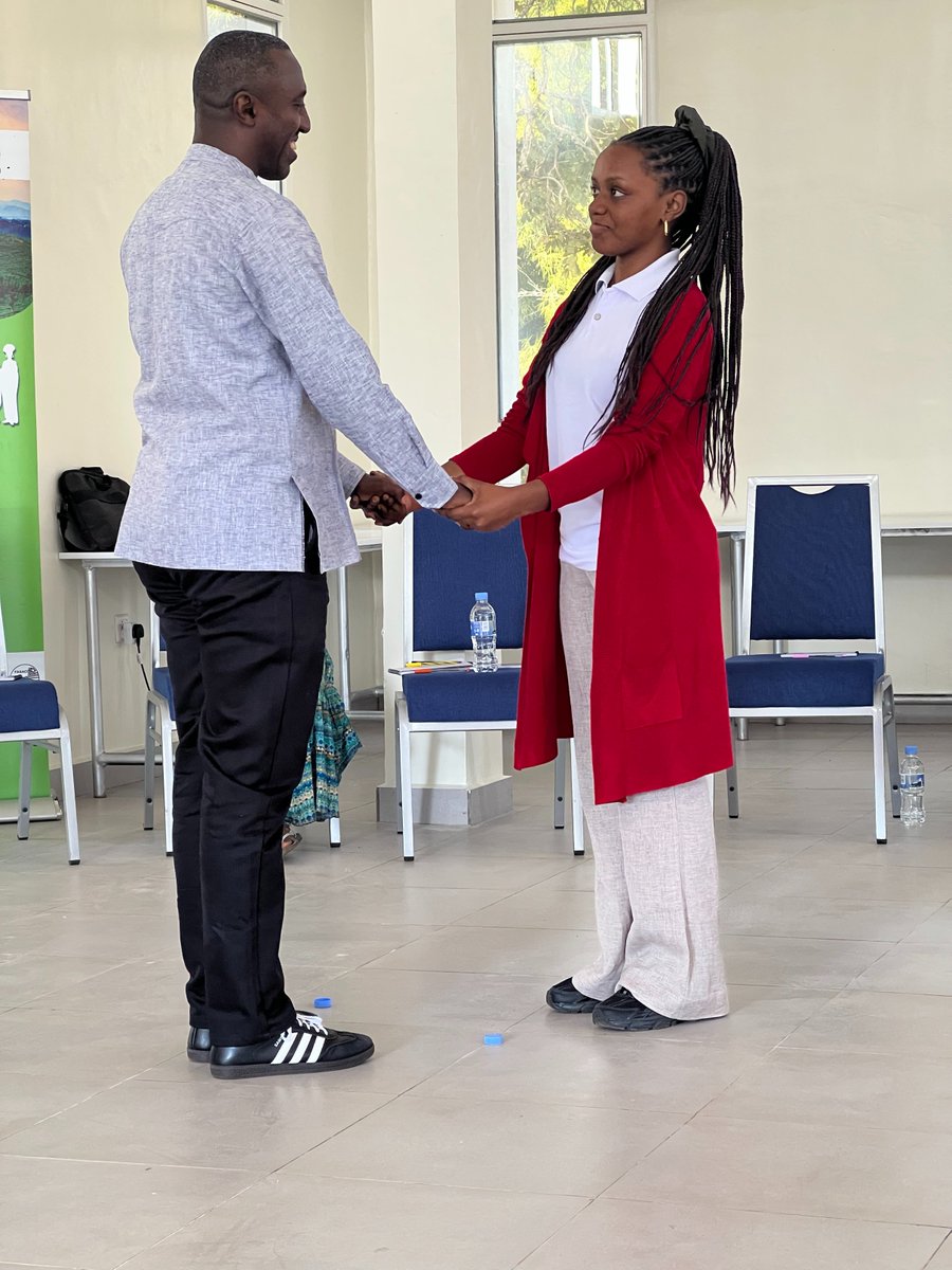 Rw_Psychology's tweet photo. Investing in children's and adolescents' mental health is investing in Rwanda's future.

#MentalHealth #ChildMentalHealth #AdolescentMentalHealth #PsychosocialSupport #Rwanda #TrainingOfTrainers #MentalHealthForAll https://t.co/VrE9lUubj3