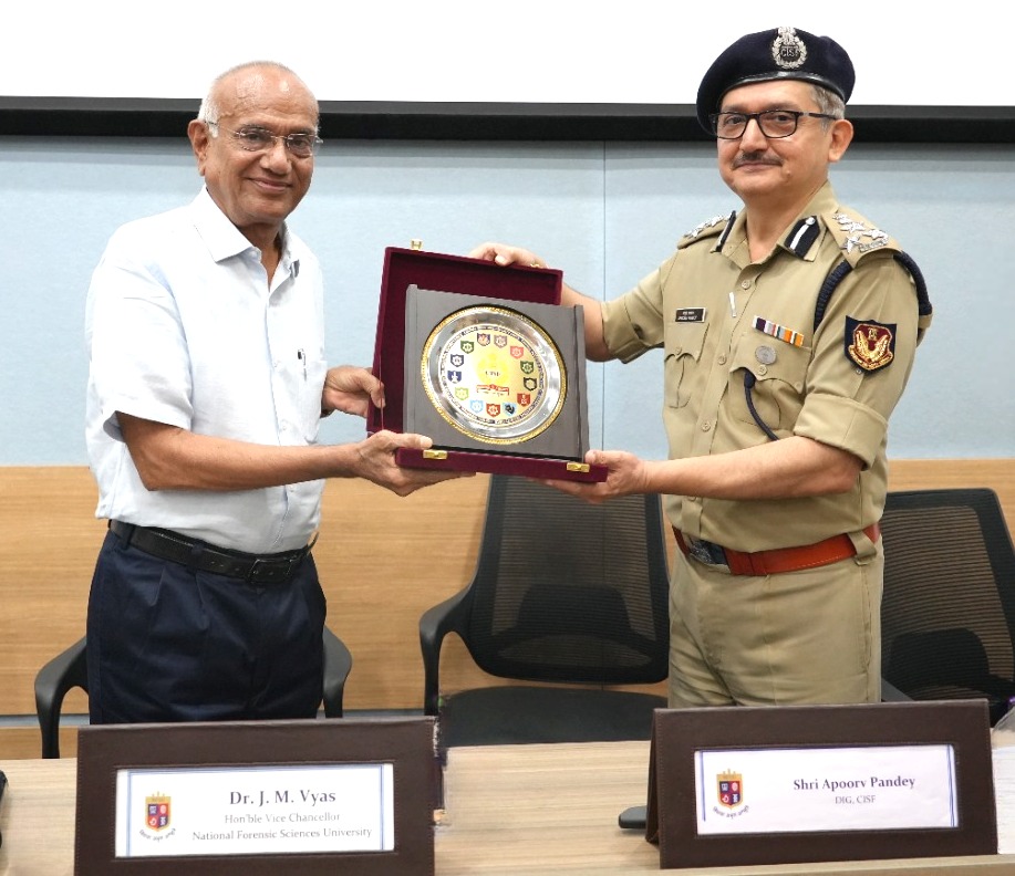 NFSU_Official's tweet photo. 12‑week Cyber Commando Training commenced at NFSU‑Gandhinagar on 28 June'26. It was inaugurated by Padma Shri Awardee Dr. J.M. Vyas, V.C.-NFSU, with Shri Apoorv Pandey, DIG‑CISF. The programme is aimed at providing intensive training to build elite cyber warriors for digital age. https://t.co/nRxZogKR8M