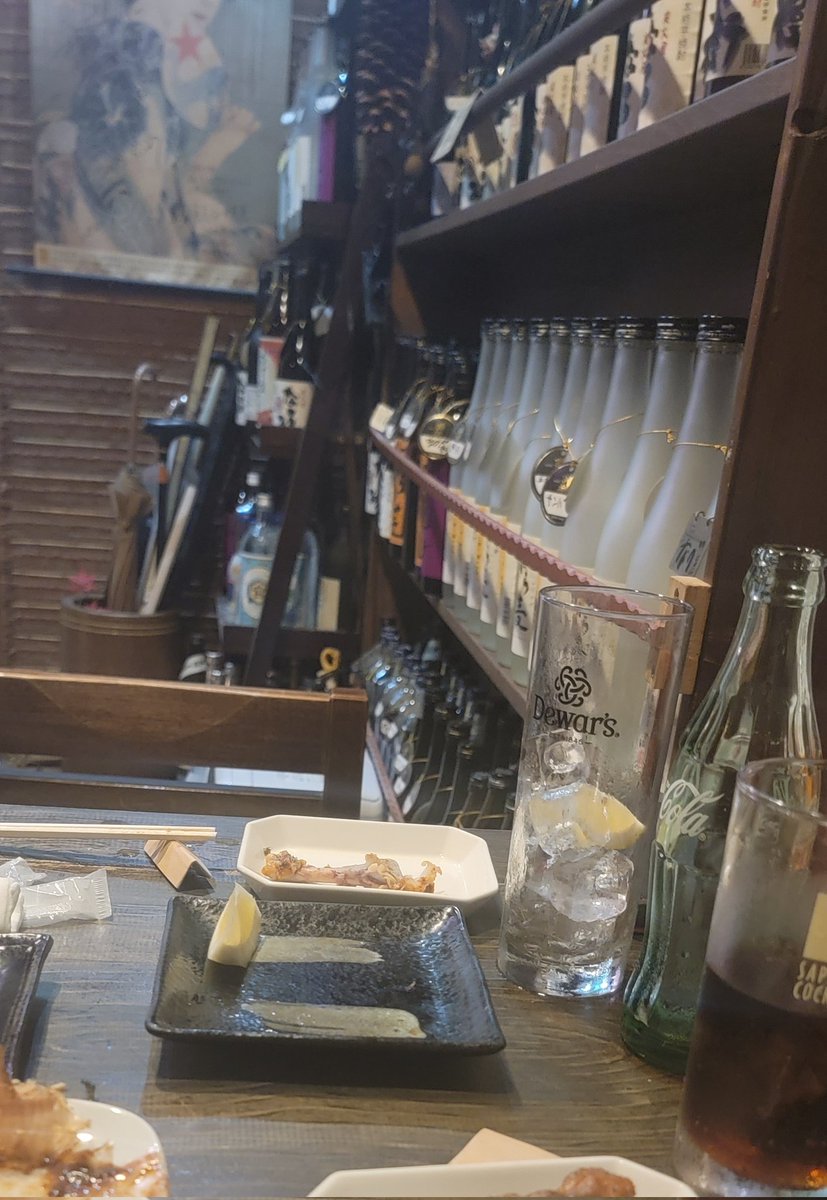 iru_3_939's tweet photo. 隣のサラリーマンがビックリするくらいうるさい
店失敗した(´･ω･`)料理は美味しい🍴 https://t.co/zfzfkgD8WJ