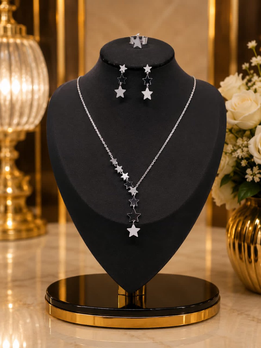 prechki's tweet photo. We have these beautiful Necklace, earring and ring combo

6,500 without box 

Location - Anambra https://t.co/1LtzBcw7XK