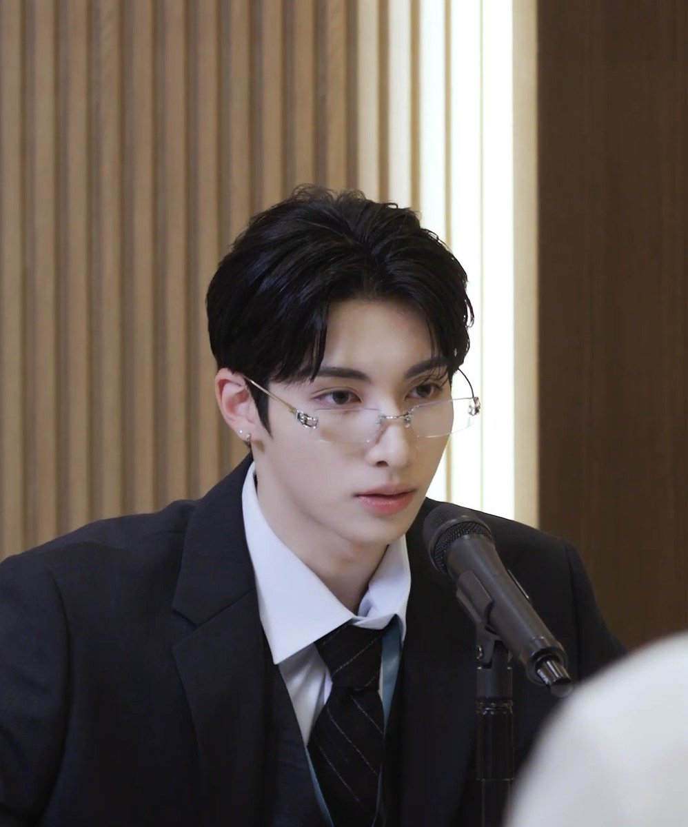 YUGLOBALFANBASE's tweet photo. YuRiHan 

#NEXZ #넥스지 #ネクスジ 
#YU #유우 #ユウ https://t.co/KVdq1F7DqJ