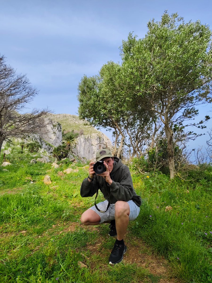 Mol_Ecol's tweet photo. 🤗🤗🤗 We welcome Florian Pacher @Mol_Ecol @uniinnsbruck !    

He does his master thesis on a genomics-based method to monitor grouse species (Western Capercaillie, Black Grouse, Rock Ptarmigan)  

https://t.co/avpC160gEo

#biodiversity #ecology #conservation #WildlifeMonitoring https://t.co/nkSIai1bwE