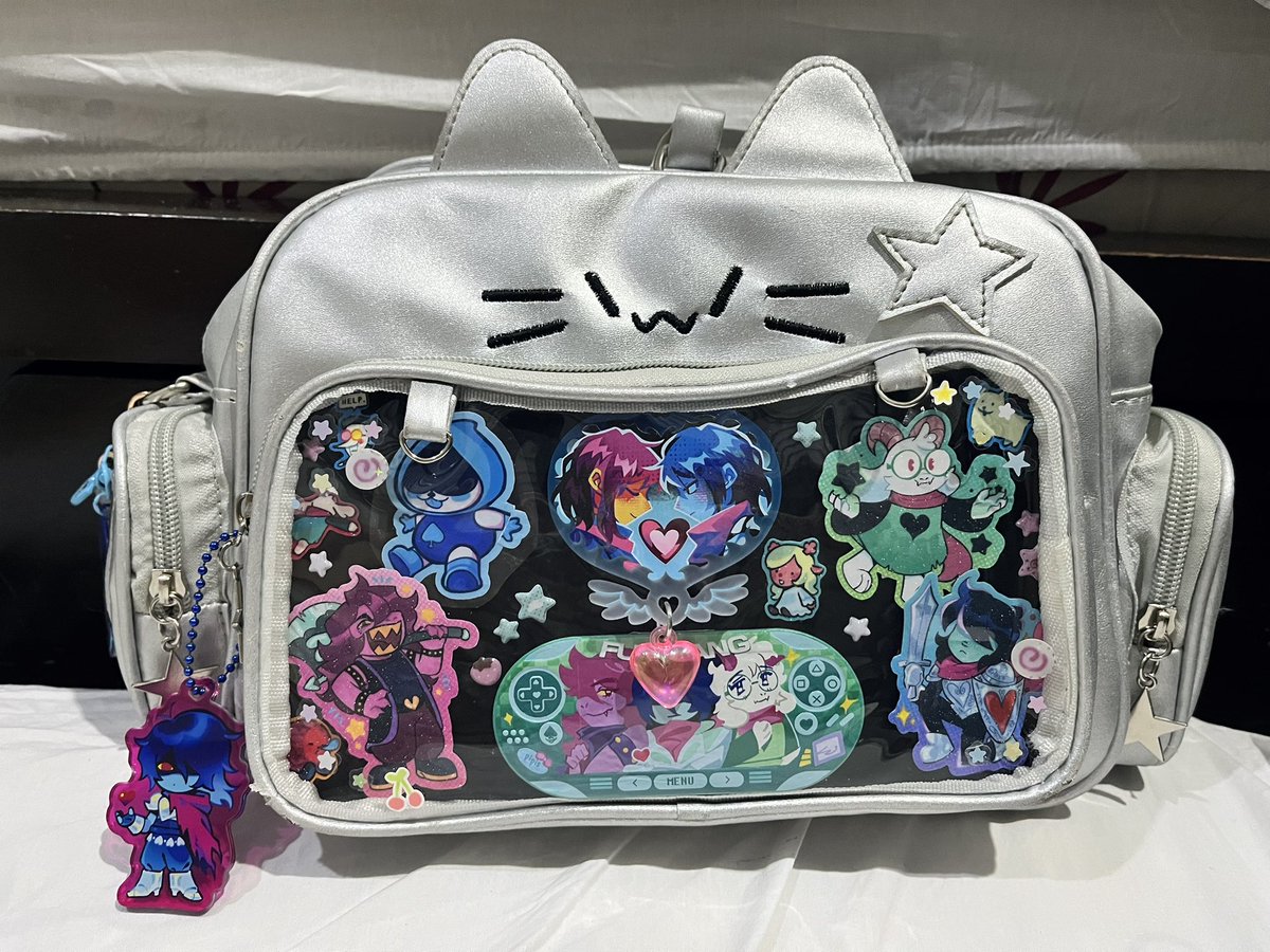 tsusealyangel's tweet photo. Made the tuffest bag of my life https://t.co/5NFKZKivi8