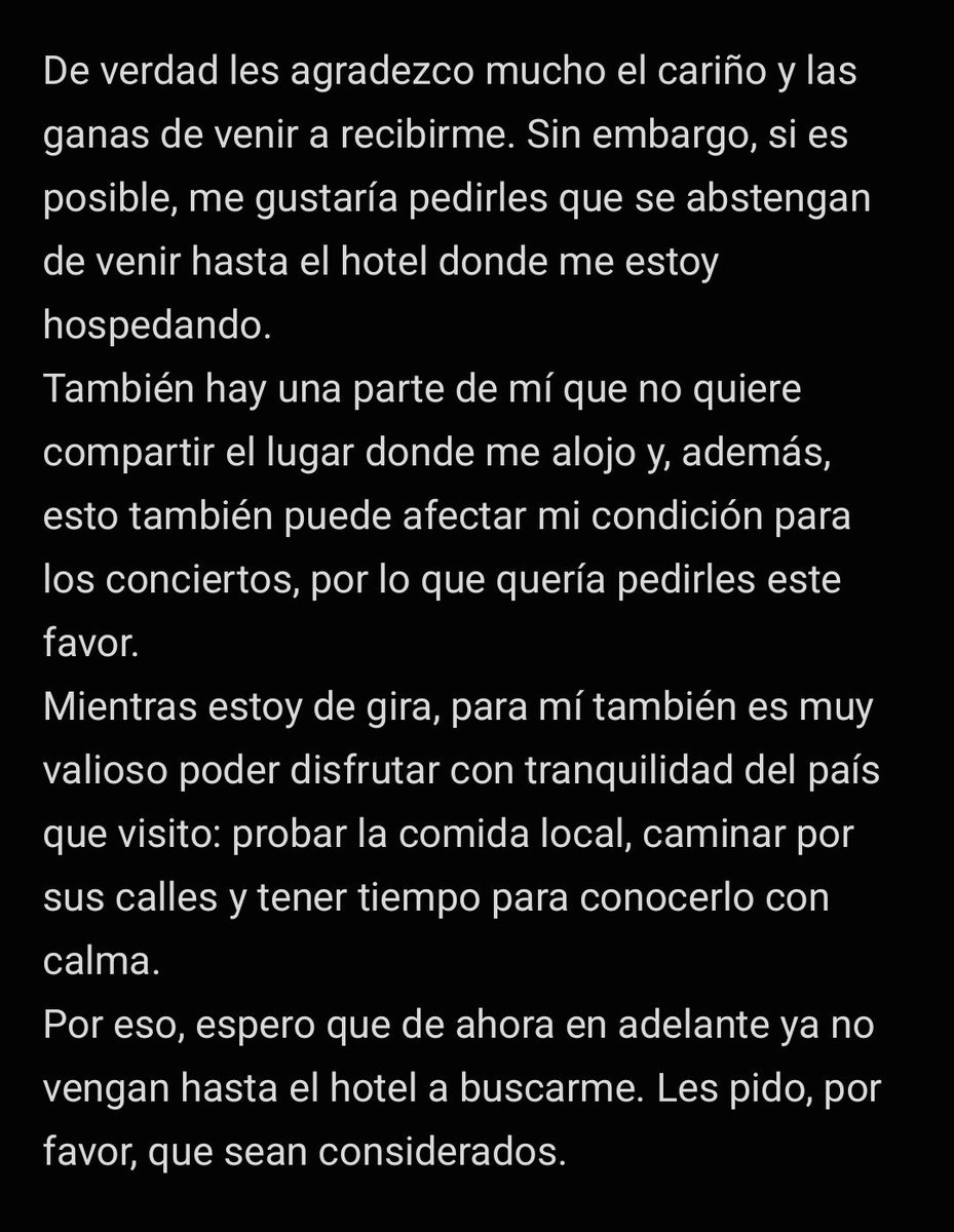 sofibangtan13's tweet photo. Tae tuvo que llegar al punto de compartir sus horas de sueño para que vean lo poco q esta durmiendo, y pedirles que porfavor NO VAYAN A VERLOS AL HOTEL, QUE NO LOS PERSIGAN MÁS. 

Y esto va para los países q visitaron anteriormente y futuros, a ver si asi mínimo les da vergüenza. https://t.co/BV7p2gKx8Z