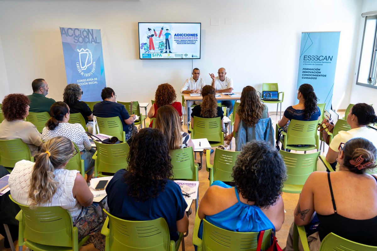 OndaFTV's tweet photo. Concluye la formación sobre vapeadores y bebidas energéticas con una jornada práctica https://t.co/lZ6S6z668c a través de @ondafuerteventura.es https://t.co/ltp14d0NZo