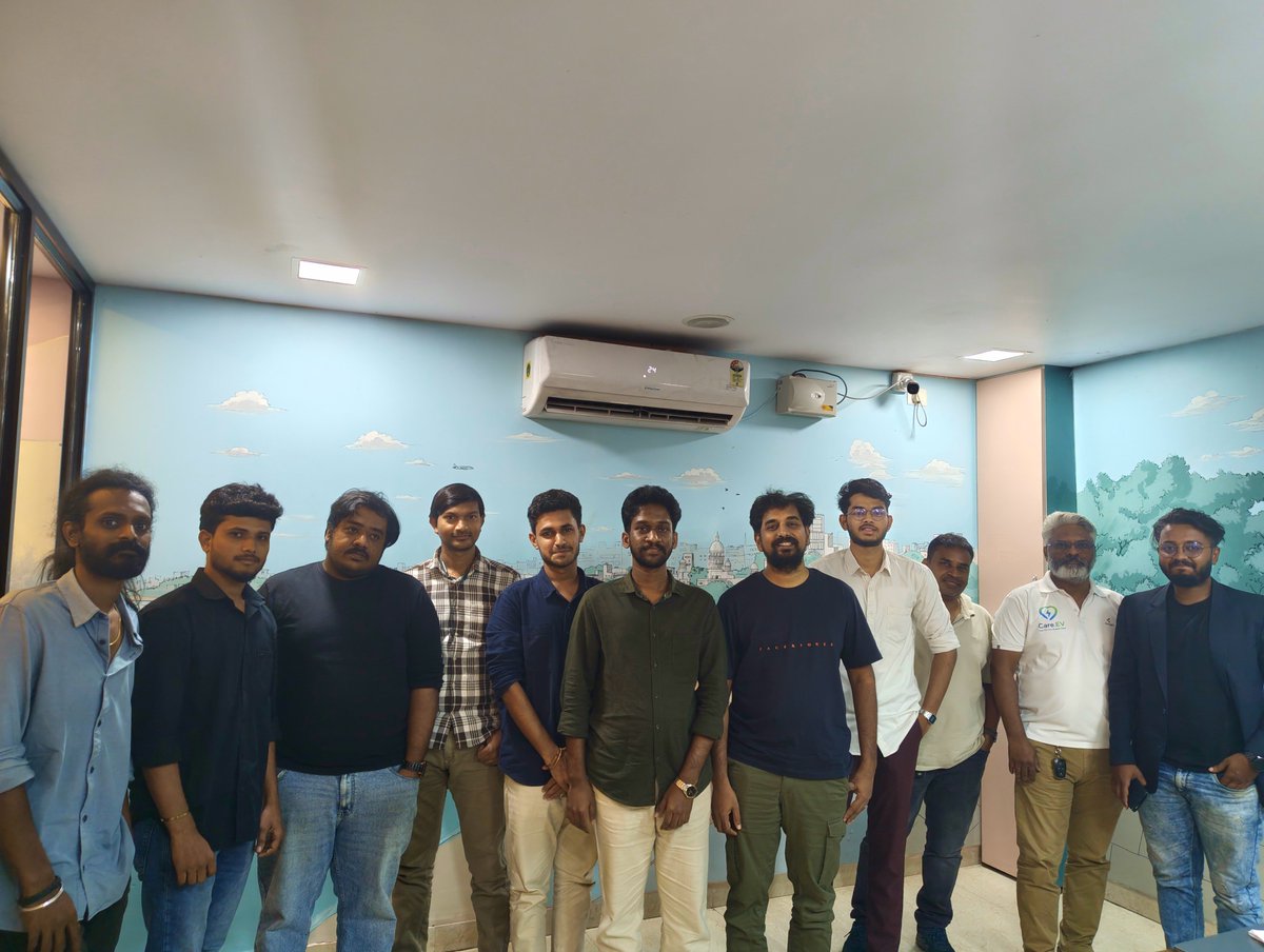 Saikumar_X's tweet photo. Just walked out of my first founders roundtable with @INaccelerator Vizag

Youngest in the room. 10 incredible founders. Real conversations about building real things.

Vizag's startup scene is 🔥 — excited for what's coming with @TenXVisionLabs !

#VizagStartups #Web3 #Founders https://t.co/mvcyvFtzTB