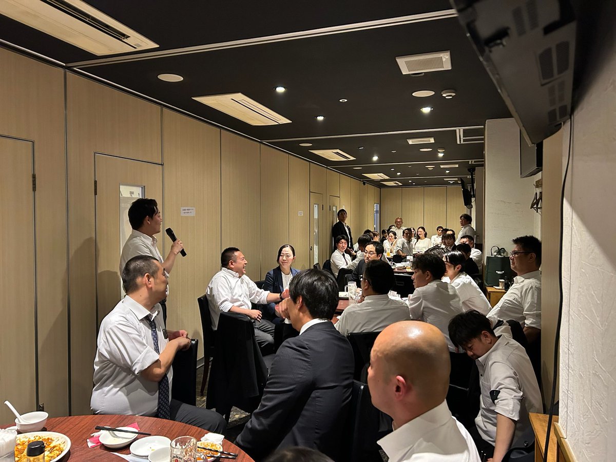 NTS590604's tweet photo. @y_taira2182 【38期経営計画発表会 第1事業部懇親会】懇親会を実施させていただき、ありがとうございました。表彰の影響か、実習生から『ナウファルさんのようになりたい』と言う声が多数ありました。実習生と話たところ深化としては技術やスピードの向上、進化に関しては後輩の育成とあう声が多数あがりました。 https://t.co/iymCjSxlcJ
