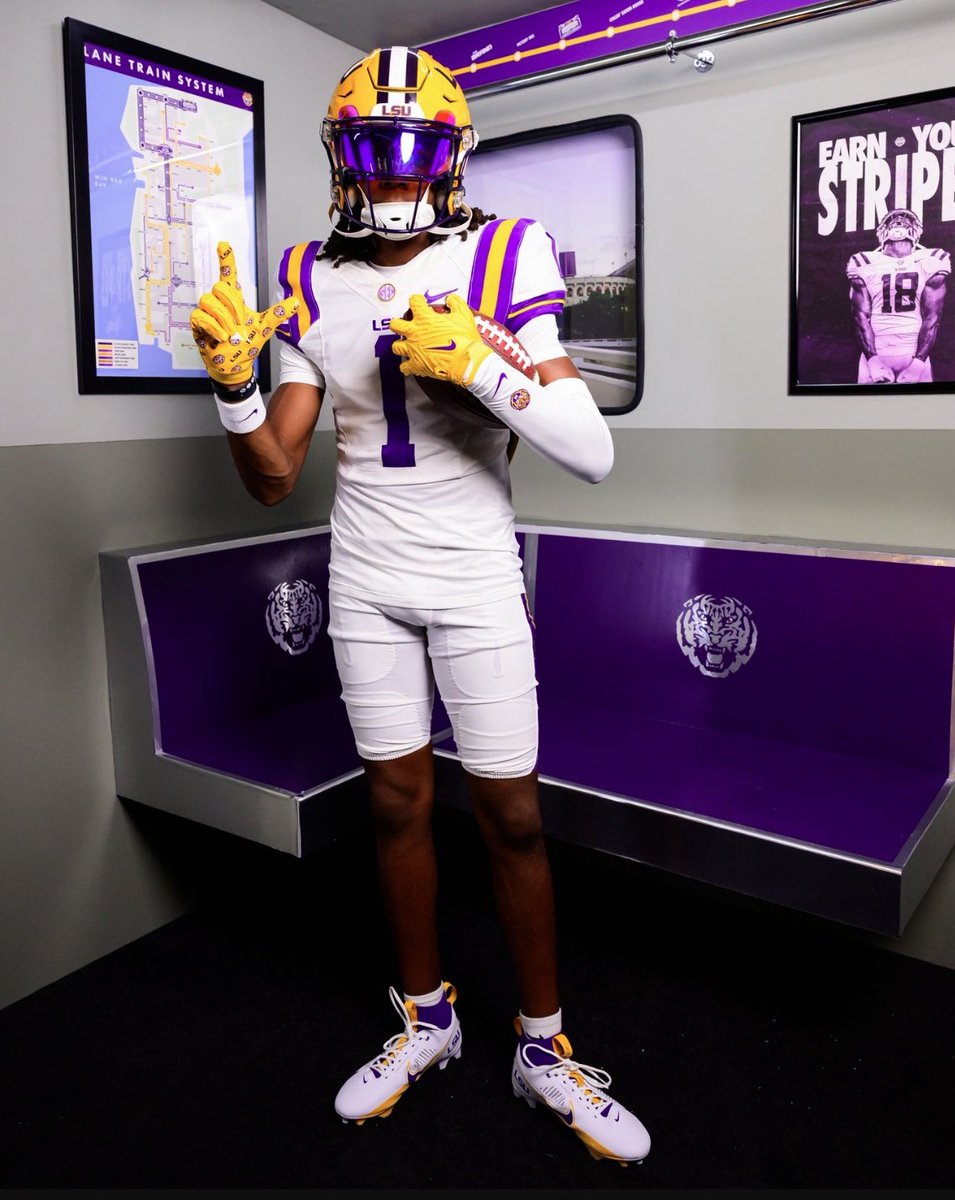 Lsu Sat 🚨DECISION DAY LOOMING🚨 One of LSU's biggest recruiting targets is about ...
