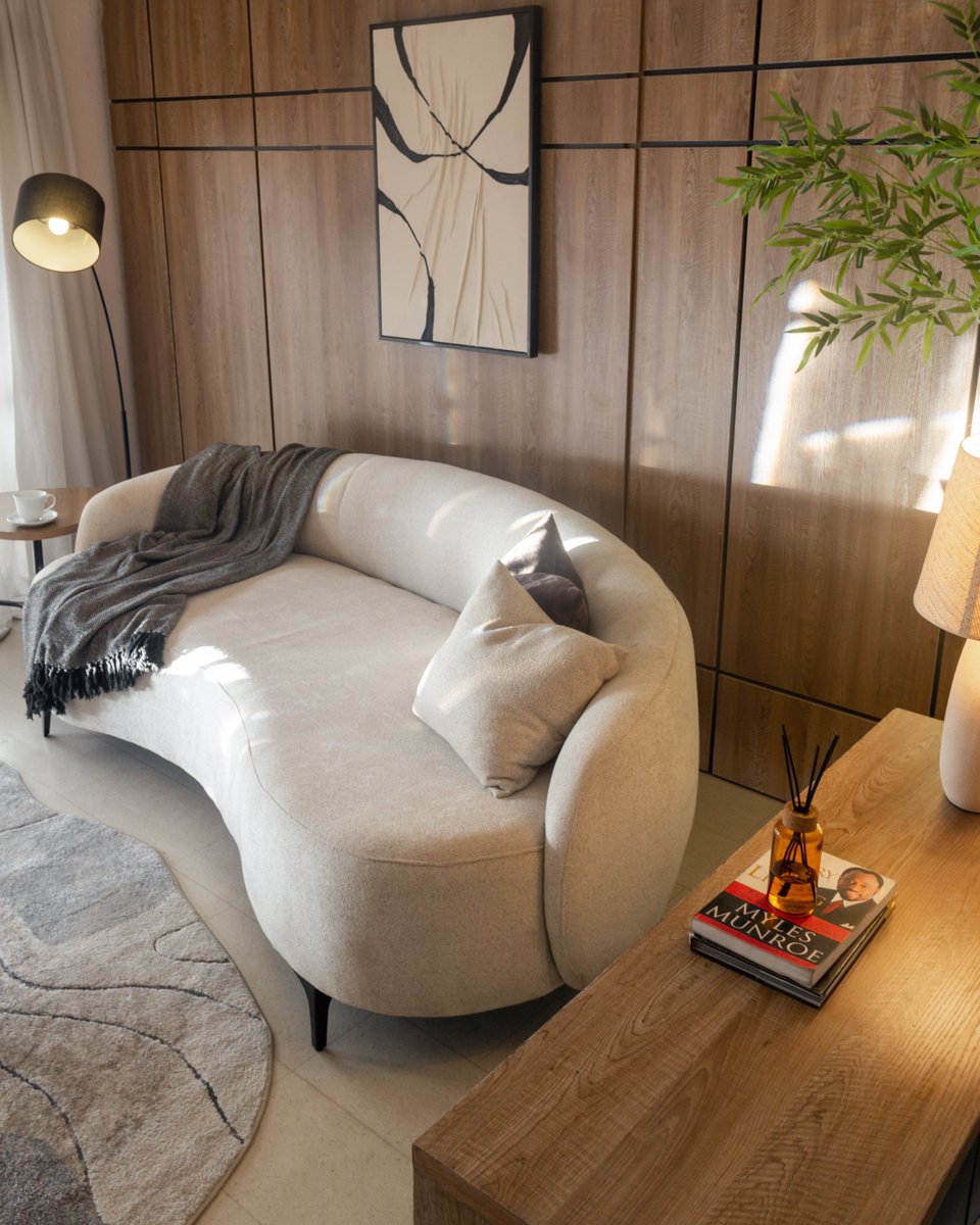 ideus_ng's tweet photo. You're not tired because you work.
You're tired because everyone needs something from you.

Come sit in it.

→ Crafted for living. DM IDEUS

EXCITO ARC SOFA NGN600,000
EXCITO COFFEE TABLE - NGN150,000
EXCITO SIDETABLE - NGN75,000

0909 0000 712 https://t.co/pTbPVYglLz