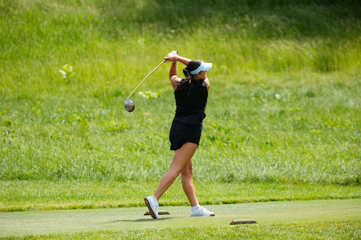 BethelU's tweet photo. Throwback to the 32nd Annual Bethel Golf Classic! ⛳

Thank you to everyone who golfed, sponsored, gave, and supported Bethel Athletics. Your generosity helps fund all 18 varsity sports and directly impacts Bethel student-athletes! https://t.co/B8Pd3xQEi5