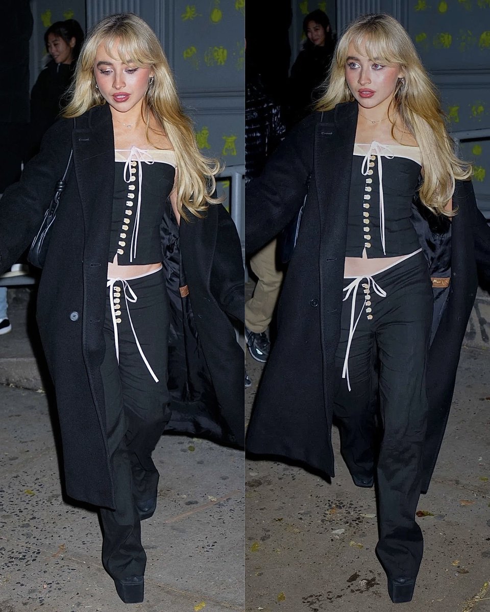carpenterfiles's tweet photo. this look of sabrina >>> https://t.co/XW3ZRnEgSF