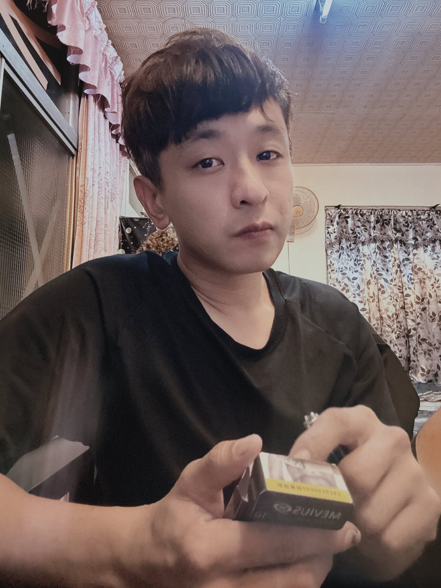 ToPegplant's tweet photo. 發個文
證明這隻帳號還活著 https://t.co/dZDbUGfRRg
