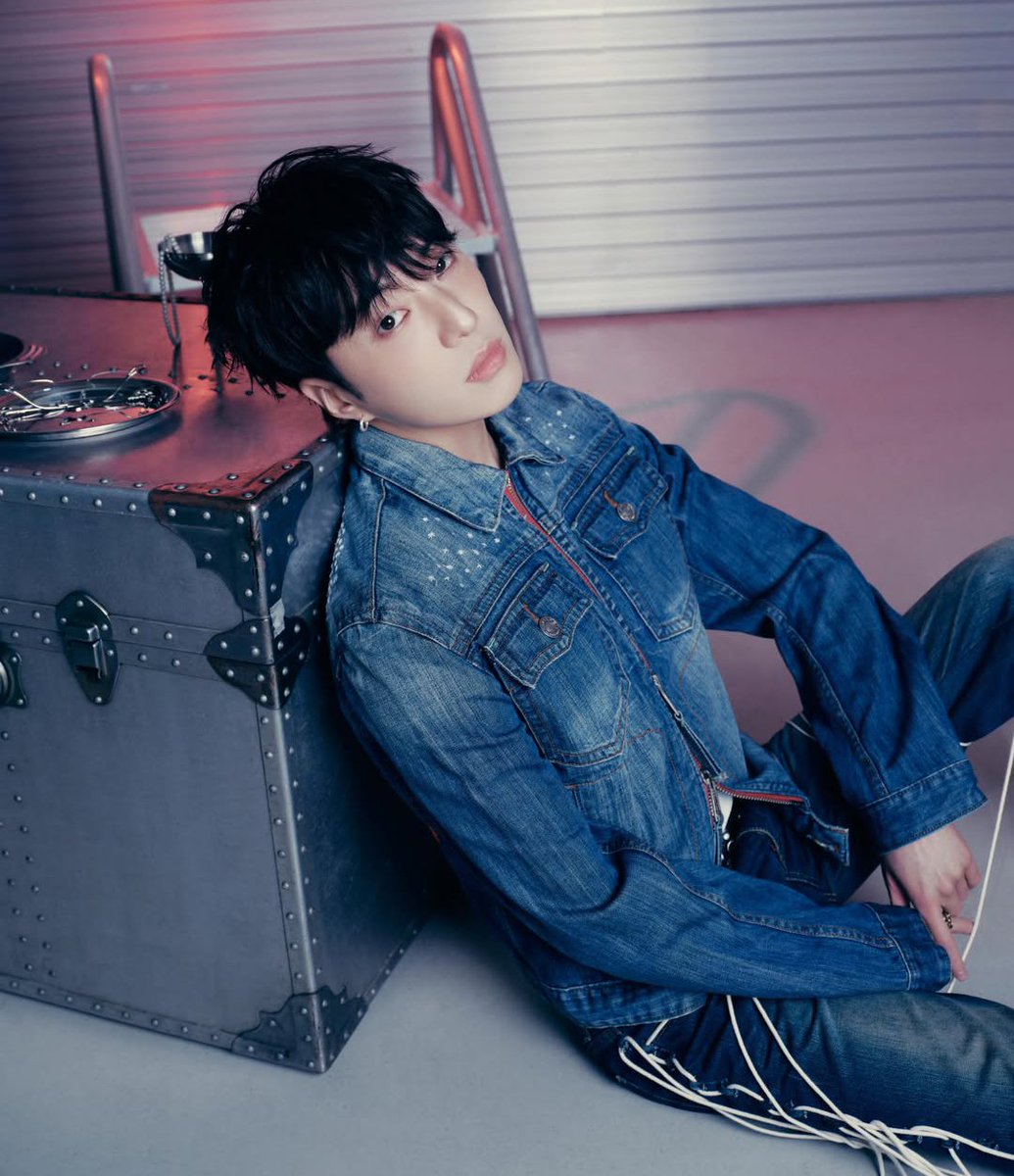 YGFacts_sprt's tweet photo. Kang Seungyoon is reportedly joining the cast of KBS 2TV's new weekend drama "I'm Back to School".

Seungyoon will play the son of Yoon Ok-hee, played by actress Lee Jung-eun, and is expected to showcase their chemistry as mother and son.

YG Entertainment and KBS declined to comment on the report, saying, "We cannot confirm at this time."

🔗 https://t.co/jvS2MAevLW

#KANGSEUNGYOON #강승윤 #YOON #WINNER #위너 @yg_winnercity