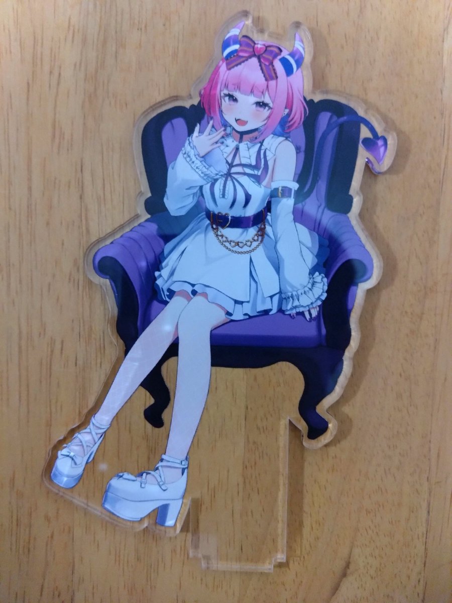 Hotaru0372's tweet photo. チーシュちゃん誕生日グッズのアクスタ届いた〜
可愛すぎる〜
#カラメル中毒
#チーシュ・カラメル https://t.co/zFKjgE4JQm