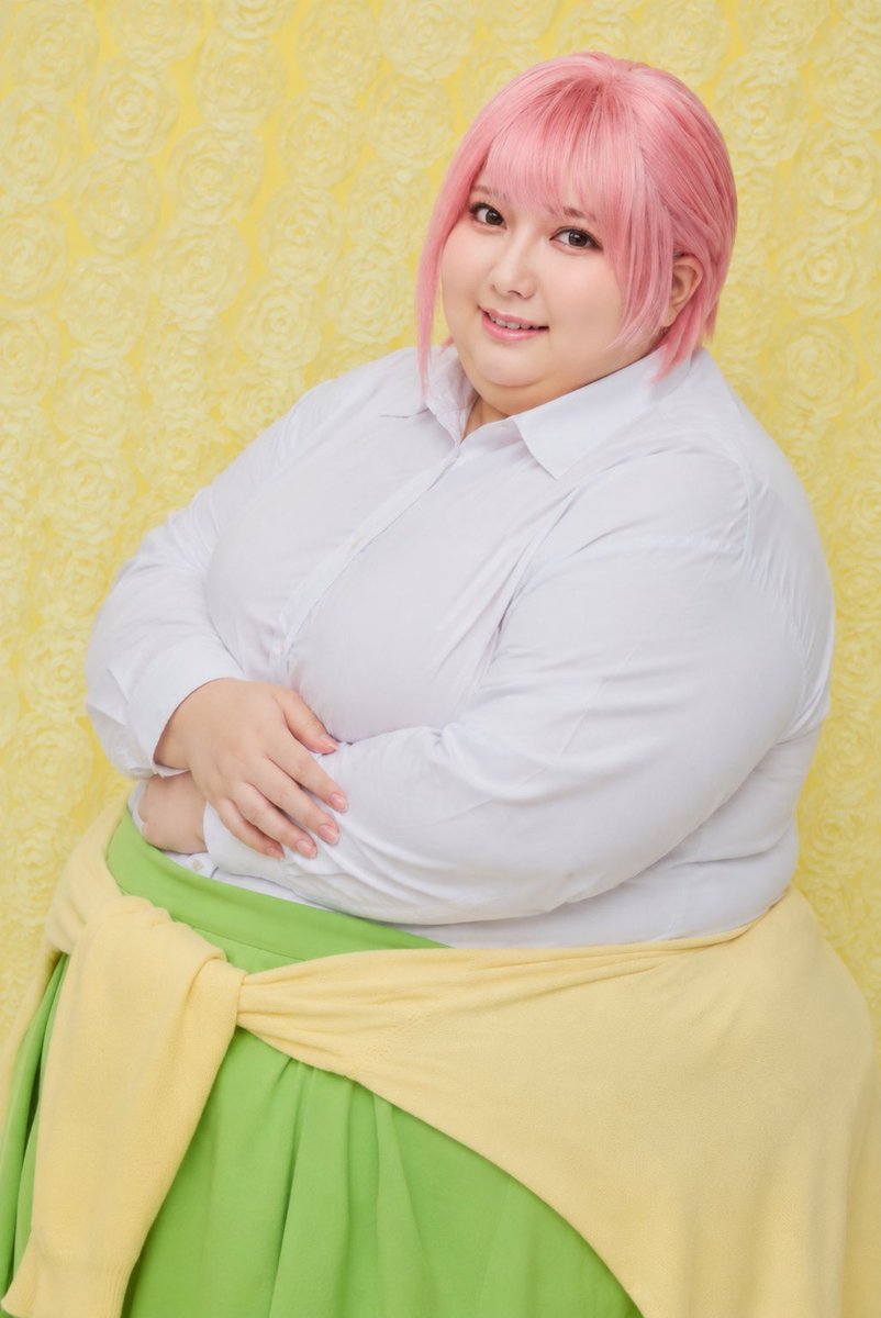 tansi0046's tweet photo. 5トン分のブタ嫁
今にも破裂しそうな脂肪でパンパンの身体
ブヨブヨの二重アゴにパツパツの二の腕
ブクブクと激太りしたおデブちゃんたち…
ブヒブヒと鳴くブタのような姿で可愛い♡ https://t.co/LrbawPPHFL