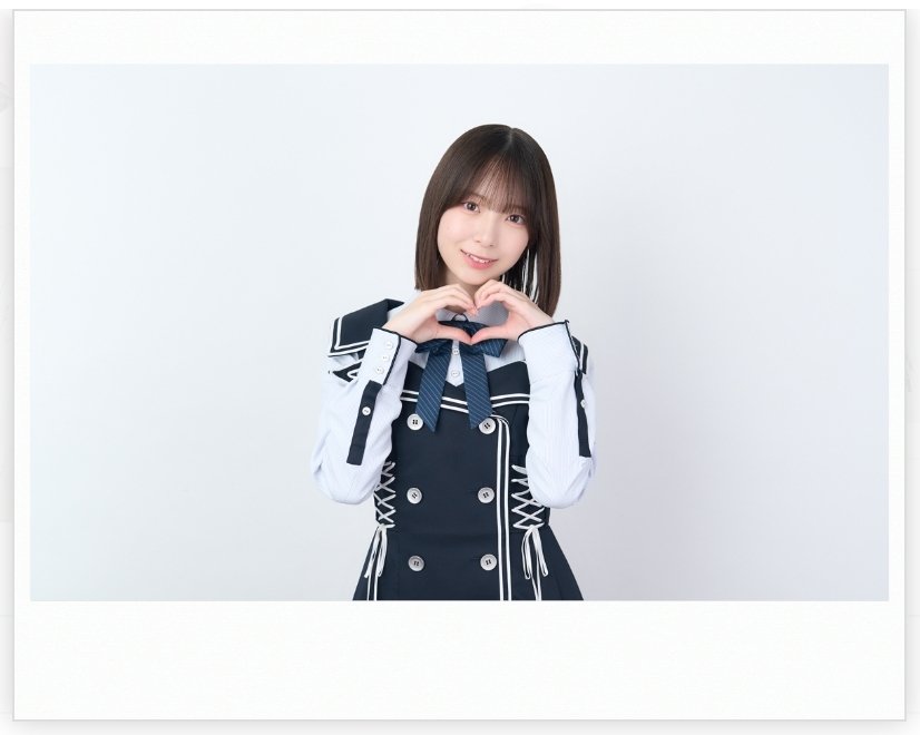 仕事終わった‼️ 雨やだなぁ〜☔☔☔ #渡辺莉奈