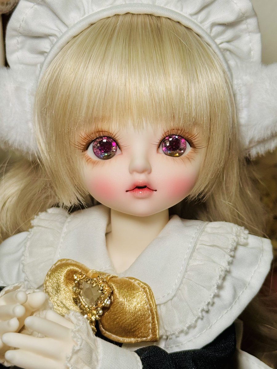 tsukino2331's tweet photo. しろのさんの新作アイをお迎えしました✨️
角度によってキラキラが違う✨️✨️
めっちゃ綺麗なピンクで可愛すぎる🥰
 #しろのアイ https://t.co/pltfiqLyvk