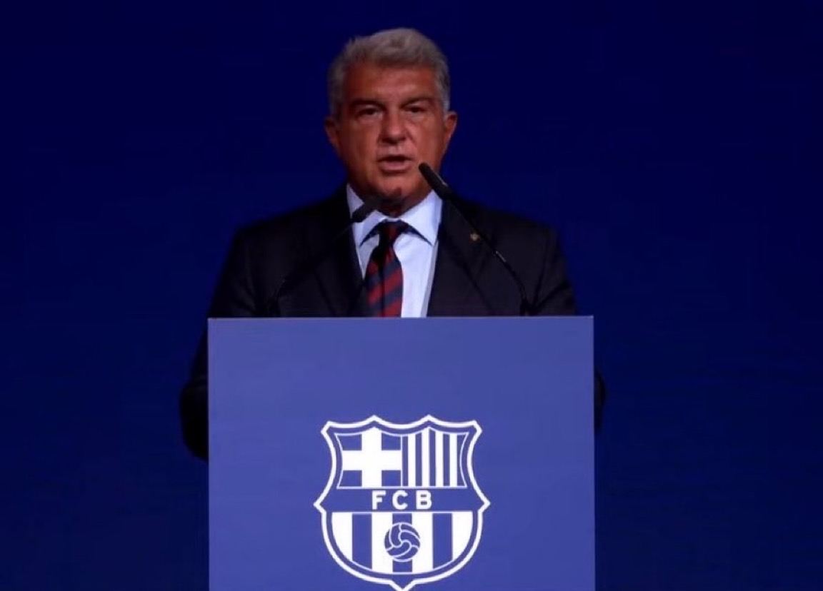 BarcaTimes's tweet photo. 🚨🎙️| Laporta: “We have a great deal of respect for Atlético Madrid. These tweets were posted before Julián even mentioned his dream of playing for a big club, but he never specifically named Barcelona. We didn’t force him into it. We had been following this player even before his transfer to Manchester City. We made a direct offer between clubs.” #fcblive