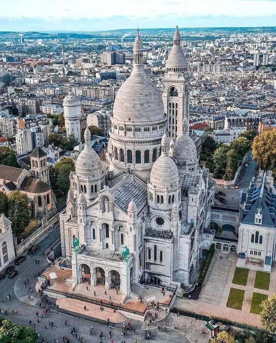 CityScapesNC's tweet photo. Paris, France 🇫🇷 https://t.co/XOwGrmKKDD