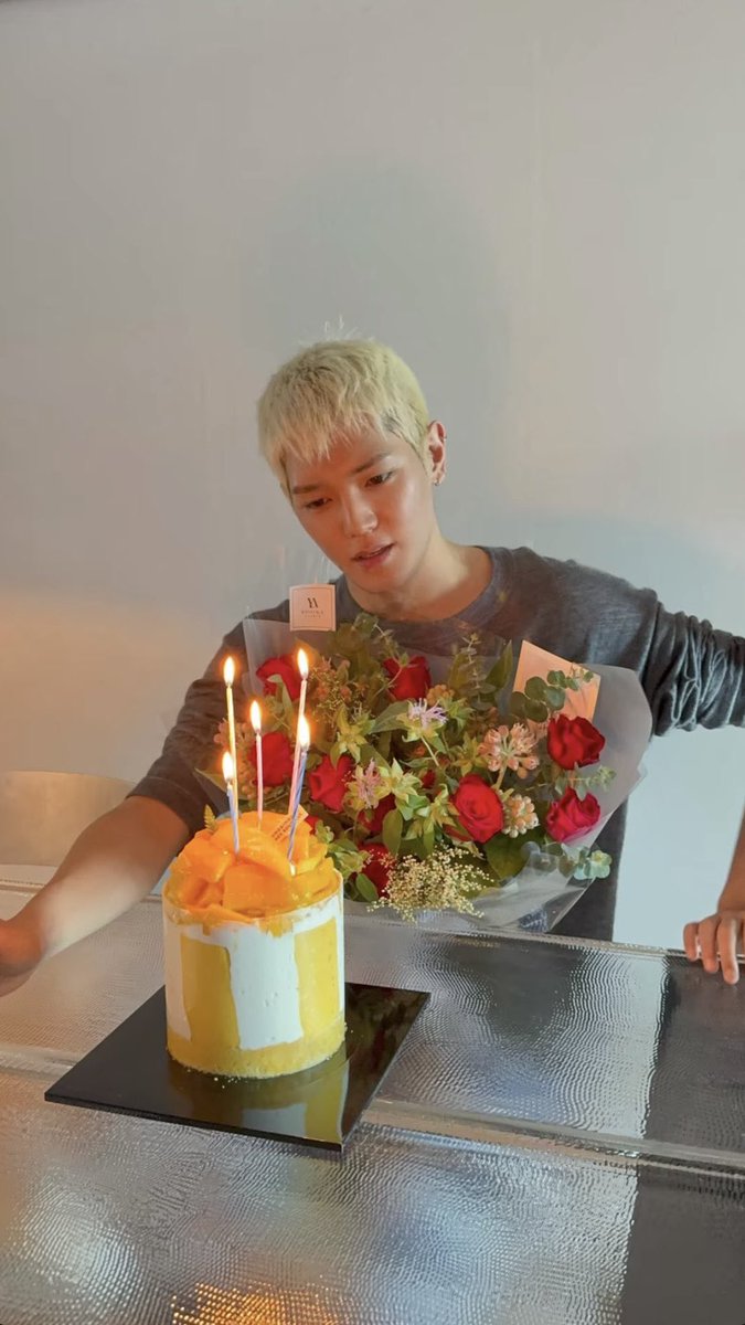nctjaehyunno's tweet photo. To another year of watching you shine, wishing the happiest birthday to someone who incredibly special, the sweetest soul who brings so much light into my life. Thank you for always bringing a smile to my face. I hope today brings you everything your heart desires, Love 🌹 https://t.co/bjbXcWzDBG