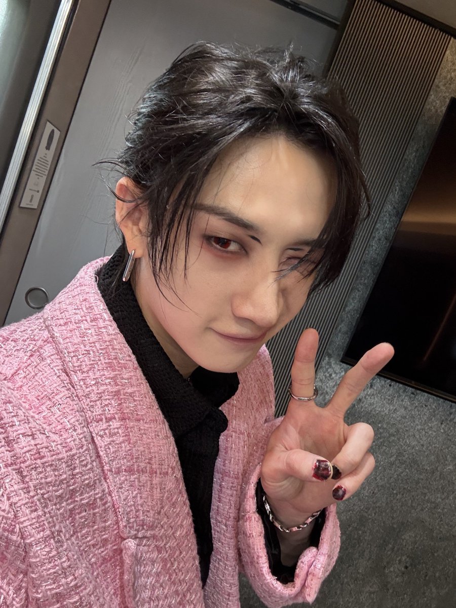gnabarchv's tweet photo. Bang Chan has been the target of a stalker for over 4 years who has attempted to cause damage to his reputation via defamatory comments and accusations. We demand that JYPE takes action to protect its artist.

@Stray_Kids @stay_support

JYP PROTECT BANG CHAN
#ProtectBangChan https://t.co/0mu5HrgeJz