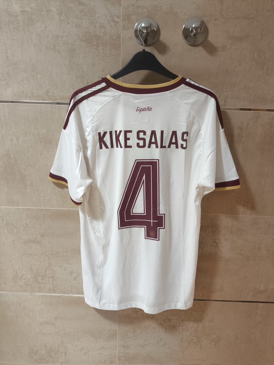 Mario_tp13's tweet photo. Perfecta. #sevillafc #España #kikesalas #seleccion https://t.co/cYBvwUW0Fh