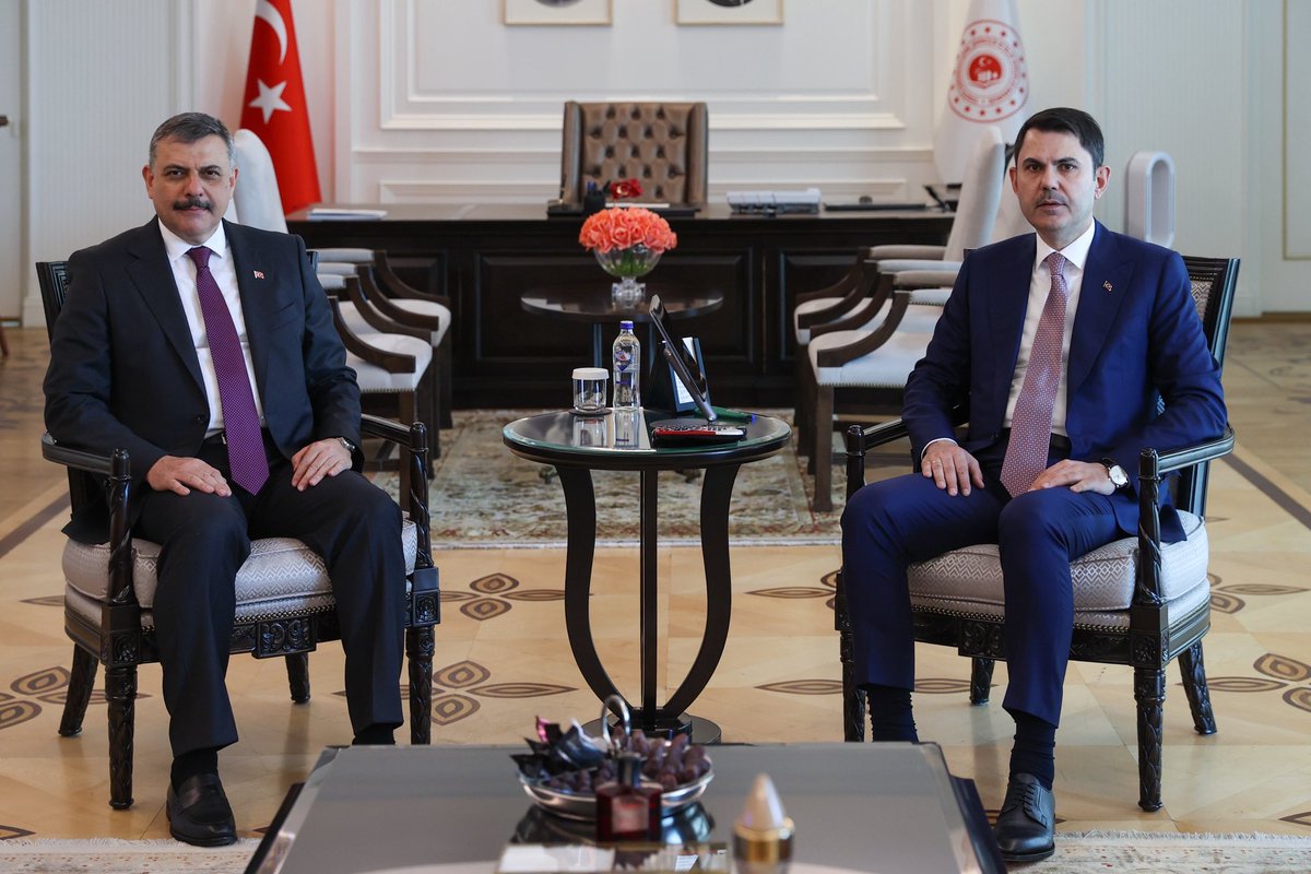 murat_kurum's tweet photo. İçişleri Bakanımız Sayın Mustafa Çiftçi'yi Bakanlığımızda ağırladık.

Nazik ziyaretleri için Sayın Bakanımıza teşekkür ediyorum. https://t.co/tx8nfLpGW1